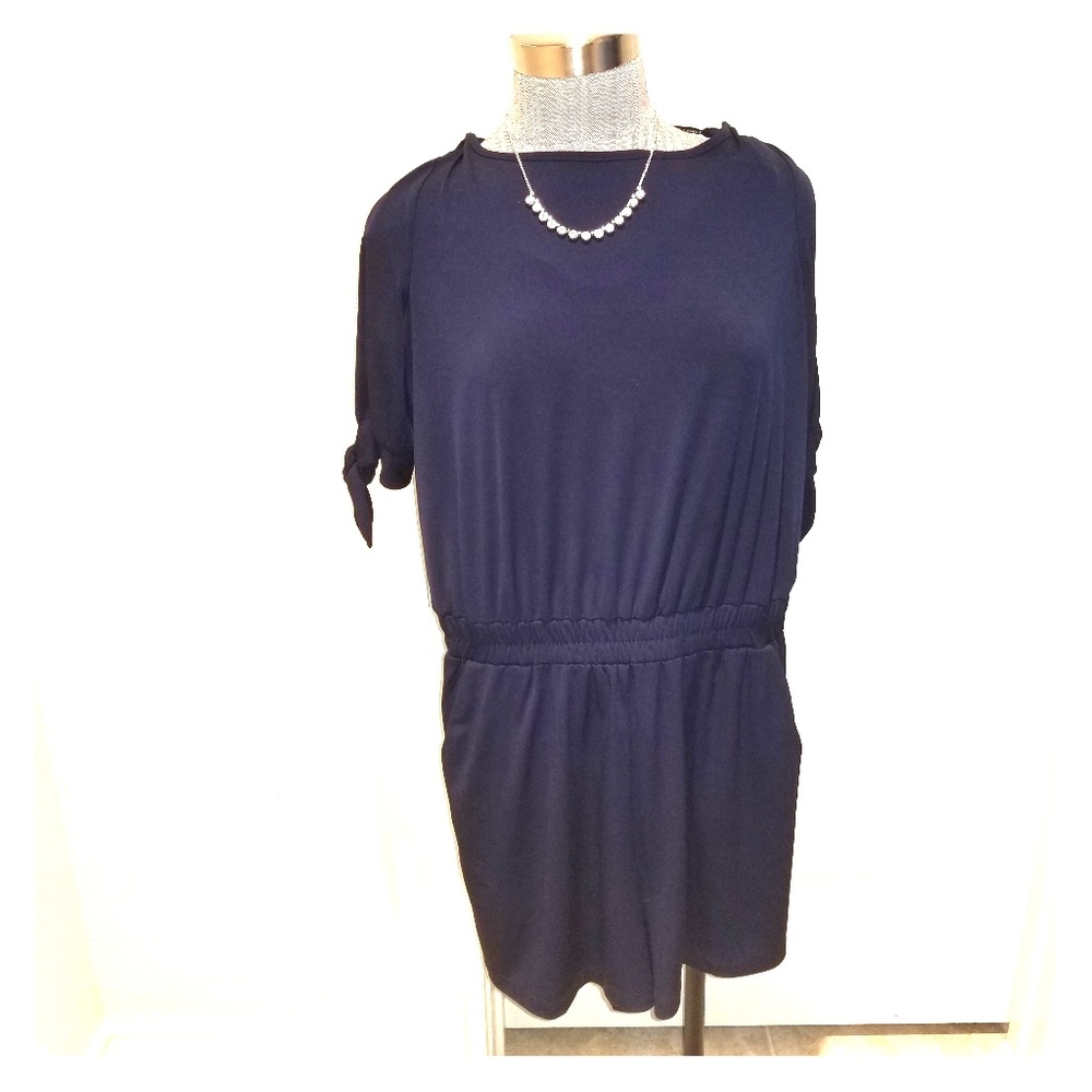 Vince Camuto romper - Small